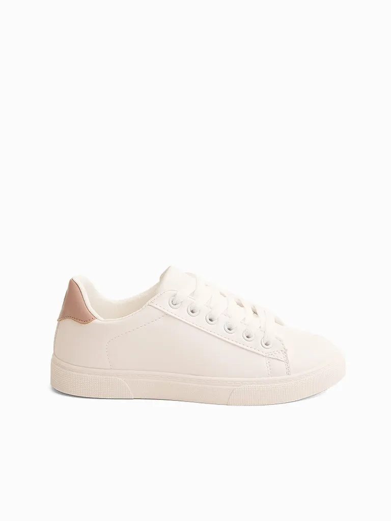 Bryce Lace up Sneakers