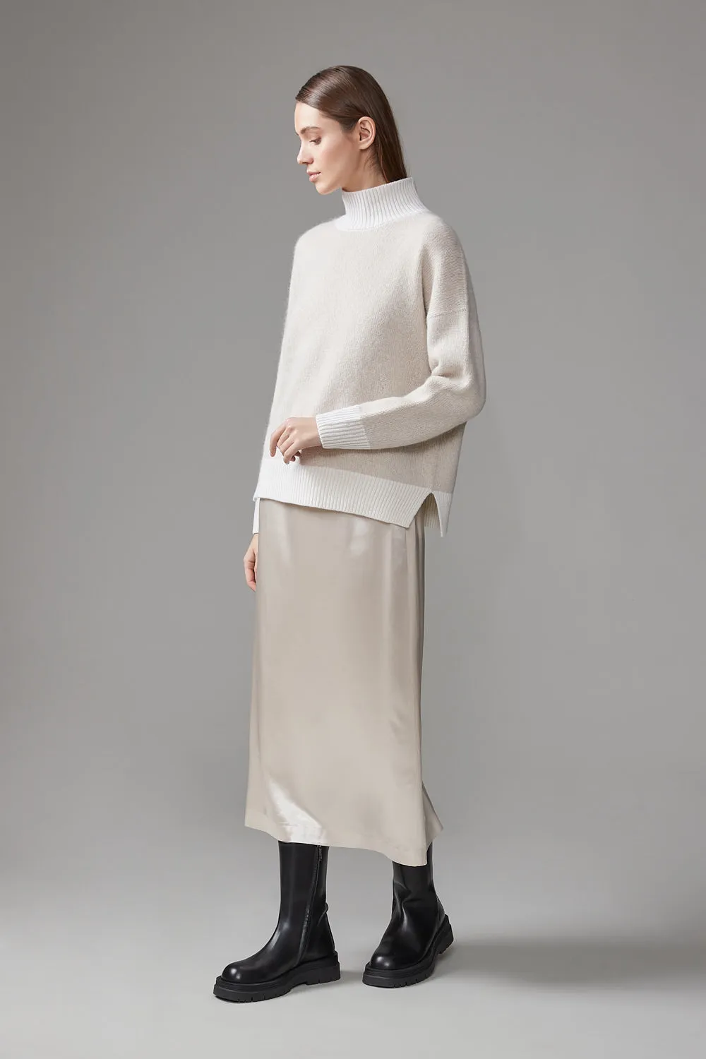 Pure wool, cashmere and alpaca sweater