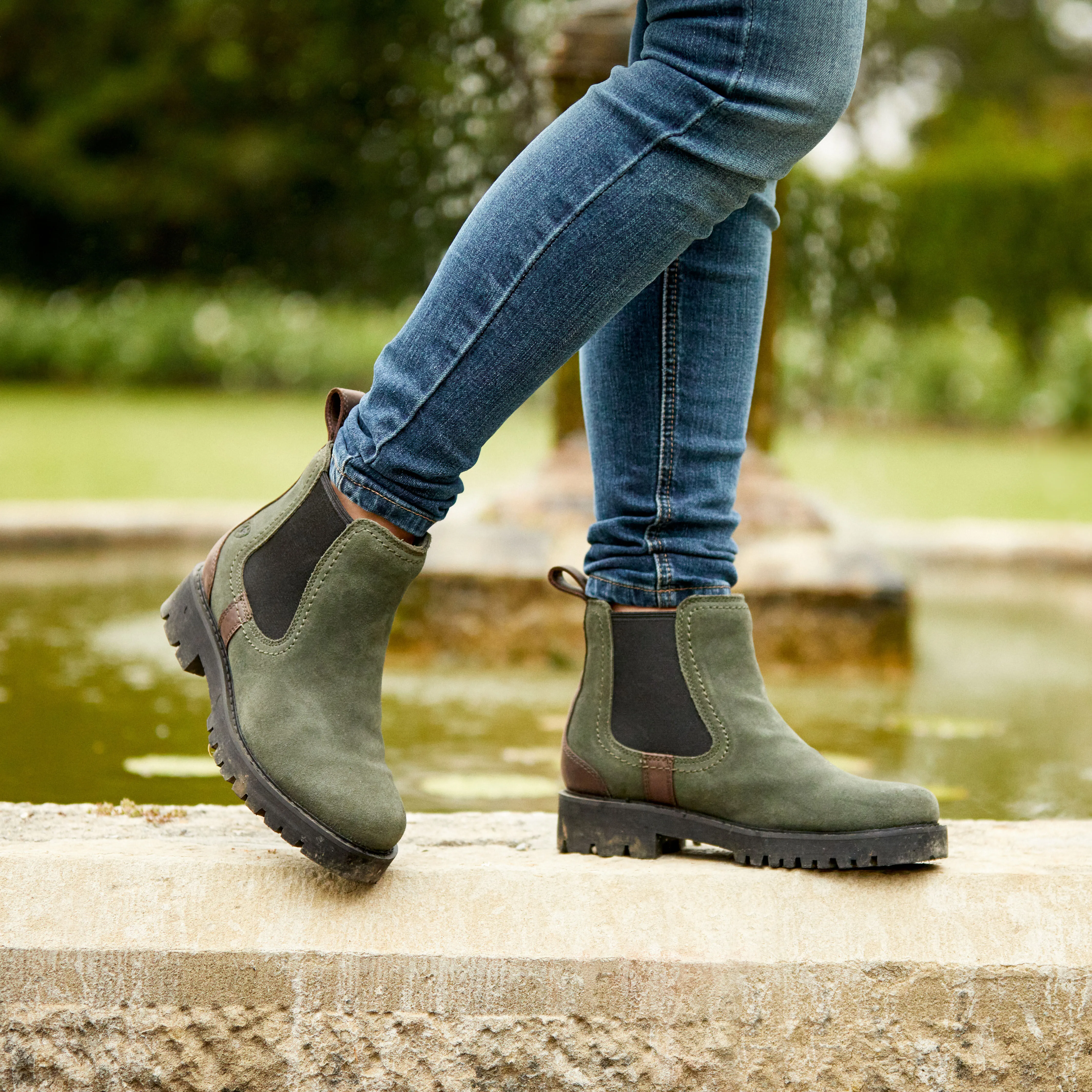 Wexford Lug Waterproof Chelsea Boot